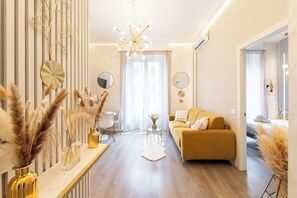Interior - CENTRAL DISTRICT FLAT (Milano)