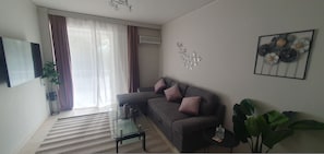 Living area - SEASIDE BEAUTY 5 MIN VOULIAGMENI BEACH (Vouliagmeni)