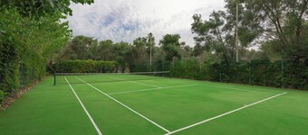 Sayonara Village Club