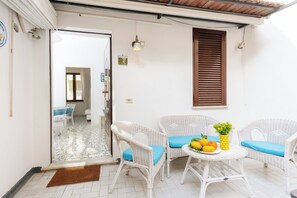 Terrace/patio - The Casket (Sorrento)