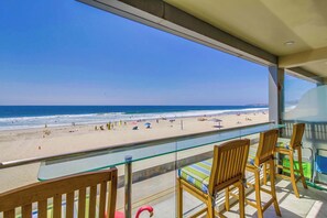 On the beach - Oceanfront Luxury Condo in Mission Beach (San Diego)