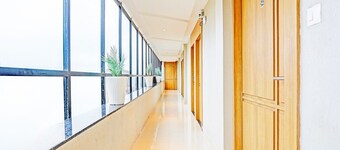 Super Hotel O Raipur