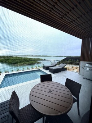 Outdoor dining - Turquoise Panoramic Views Villa 2 (Providenciales)