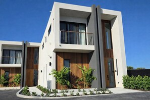 Exterior - Turquoise Panoramic Views Villa 2 (Providenciales)