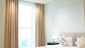 Deluxe Apartment, 2 Bedrooms, Pool Access, City View | View from room