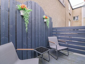 Cottage | Terrace/patio - Stylish Town Apartment (Ross-on-Wye)
