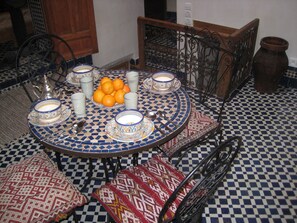 Dining - Stay in the heart of the ancient Fes Medina. In a restored 400 years old house. (Fes)