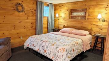2 chambres, bureau, fer et planche à repasser, accès au Wi-Fi (inclus)