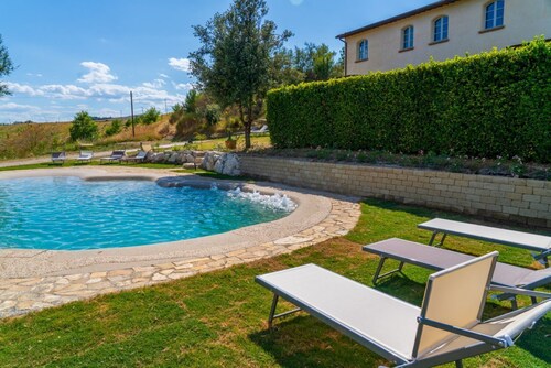 Lavanda Home with Pool in Villa CàBrandano