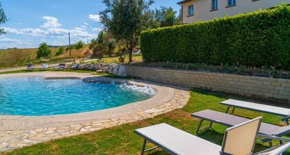 Lavanda Home with Pool in Villa CàBrandano