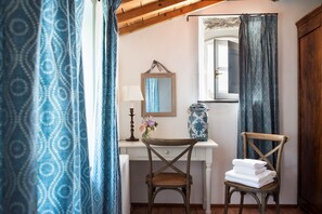 Iron/ironing board, free WiFi - Chiostro - Three Bedroom Villa, Sleeps 6 (Monterosso al Mare)