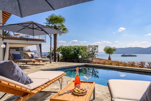 Suna Paradiso luxury villa