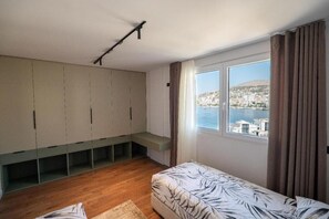 Duplex Apartment | Free WiFi, bed sheets - Duplex Penthouse with Jacuzzi (Sarande)