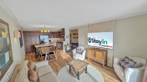 2BR Rocky Mountain Condo – Steps from Slopes