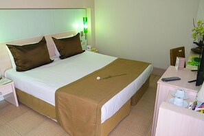 Room - Ambassador Plaza Hotel (Kemer)