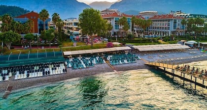 Ambassador Plaza Hotel