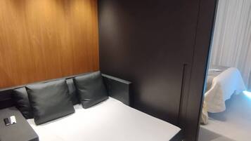 Departamento familiar, balcón, vista a la alberca