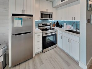 Condo (1 Bedroom) | Property amenity - Victorian 9124 - Good Times & Tan Lines (Galveston)