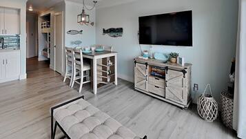 Condo (1 Bedroom) | Property amenity