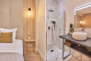 Shower, hair dryer, towels, shampoo - Beautiful apartment in the heart of Paris 10 people (Paris)