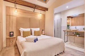 3 bedrooms, desk, iron/ironing board, WiFi - Beautiful apartment in the heart of Paris 10 people (Paris)