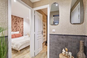Iron/ironing board, travel cot, WiFi, bed sheets - Apartmen - Bastille - Le Marais (Paris)