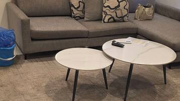 Loftsleilighet – superior, balkong | Oppholdsområde