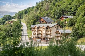 Chalet | Exterior - Chalet in Vanoise With Spa and Stunning Views (Peisey-Nancroix)