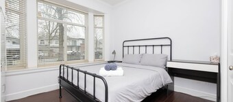 Vancouver 2BR Suite - Near Trout Lake & SkyTrain