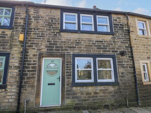 Exterior detail - Milburn Cottage (Keighley)