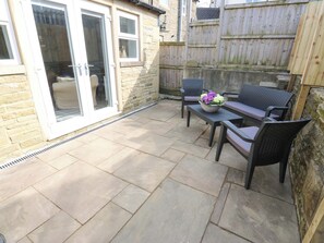 Terrace/patio - Milburn Cottage (Keighley)