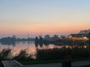 Miscellaneous - This hostel is ideal for groups. On the waterfront, close to Bruges and the sea! (Brugge)