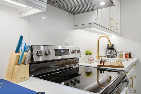 Microwave, oven, stovetop