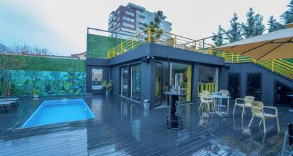 7even Boutique Hostel