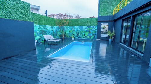 7even Boutique Hostel