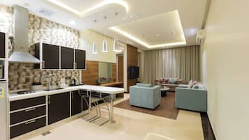 Apartment, 2 Bedrooms | Private kitchen