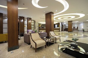Lobby - Topaz Hotel Suites (Riyadh)