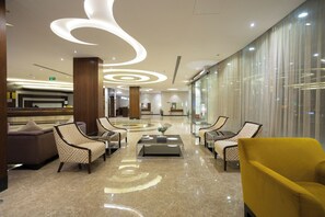 Lobby - Topaz Hotel Suites (Riyadh)