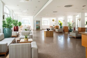 Sala de estar en el lobby