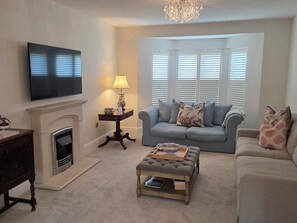 Living area - Old Railway Close (Lechlade)
