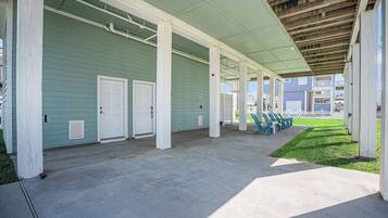 House (3 Bedrooms) | Property amenity