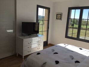 Room - House on the Les Vigiers golf course (Monestier)