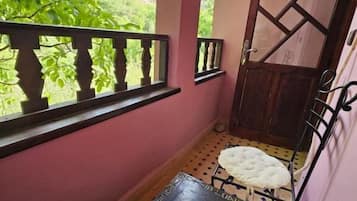 Superior Double or Twin Room, Balcony, City View | Property grounds