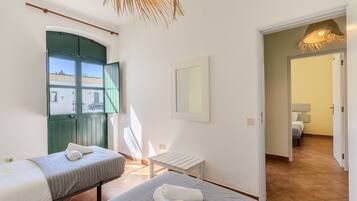 2 camere, ferro/asse da stiro, Wi-Fi gratuito, lenzuola