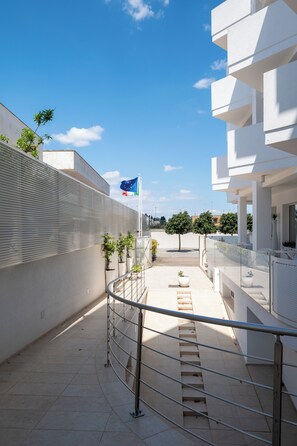 Front of property - Hotiday Porto Cesareo Laguna (Porto Cesareo)