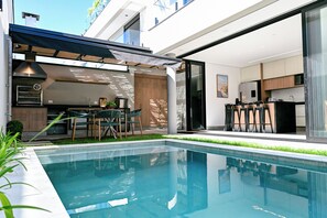 Villa | Utendørsservering