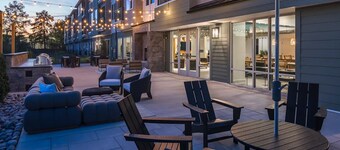 Landing Apartments Near Woodcrest