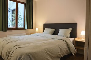WiFi, bed sheets - Modern apartment for 2-4 guests with balcony (Bruttig-Fankel)