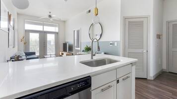 Apartment (1 Bedroom) | Private kitchen