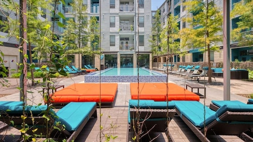 Landing Amazing 1bd, Clubhouse, Gym